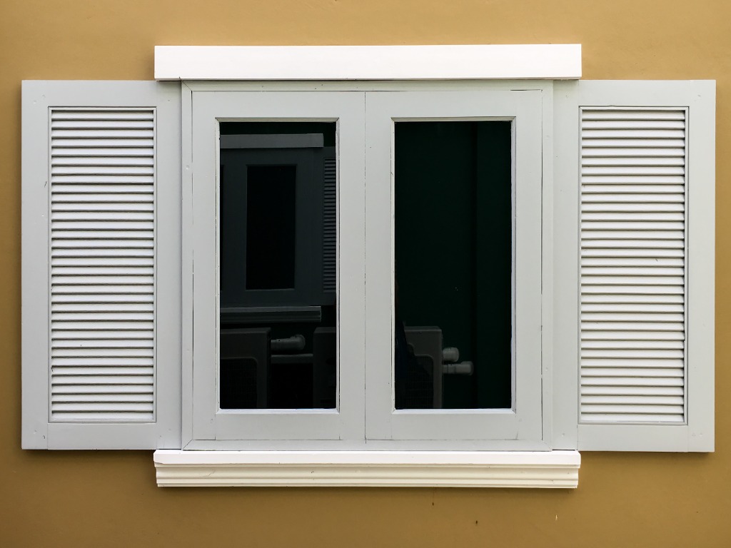 vinyl shutters