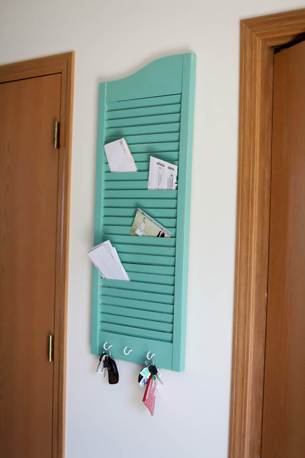 Window Shutter Newspaper Organiser Unit